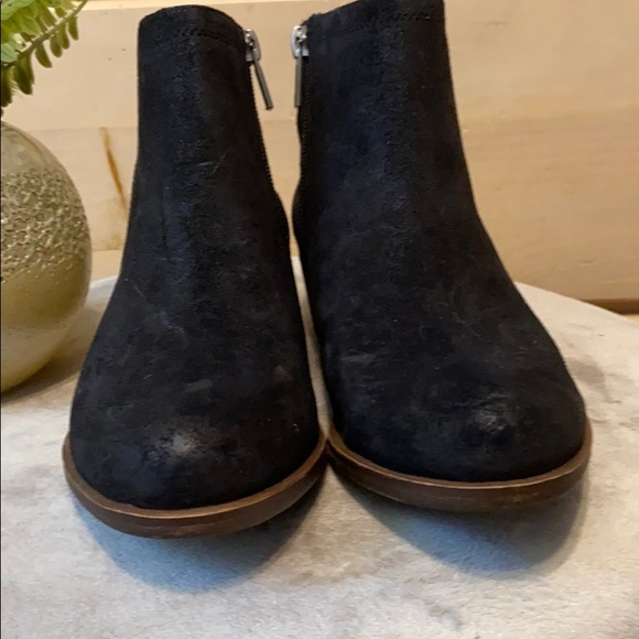 NEW Lucky Brand “Balexa” Leather Boots. Never worn! - Picture 9 of 12